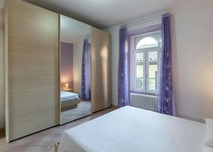 San Giacomo 4 Apartment Lecco